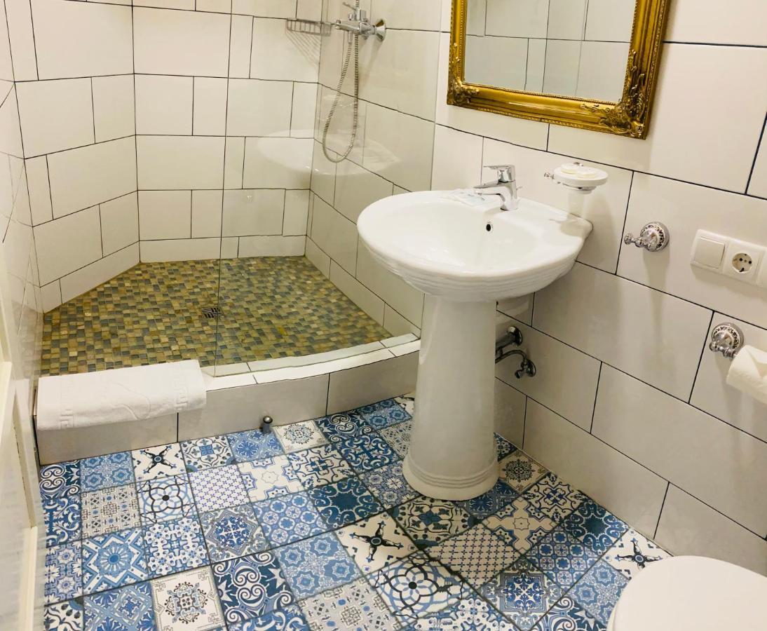 Гриль Станція Hotel Била Церква Екстериор снимка