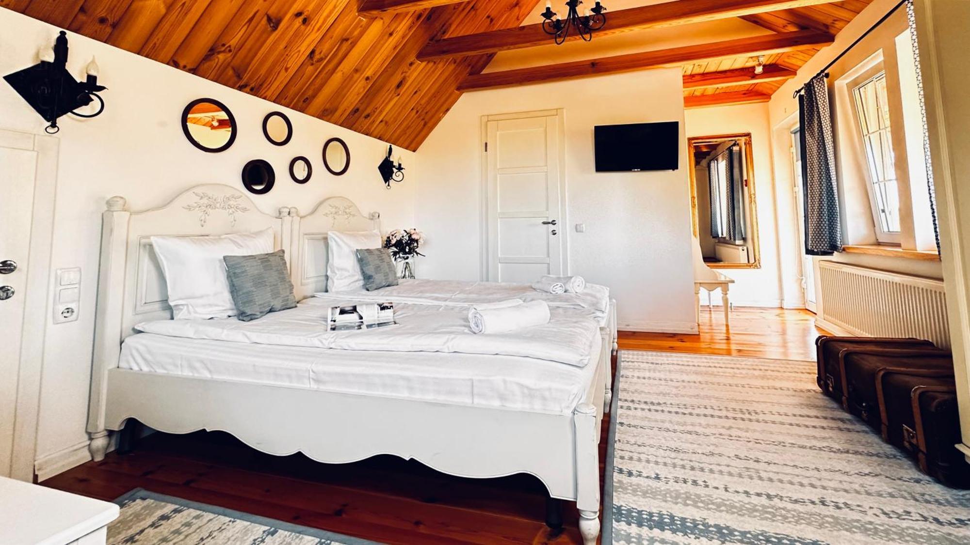 Гриль Станція Hotel Била Церква Екстериор снимка