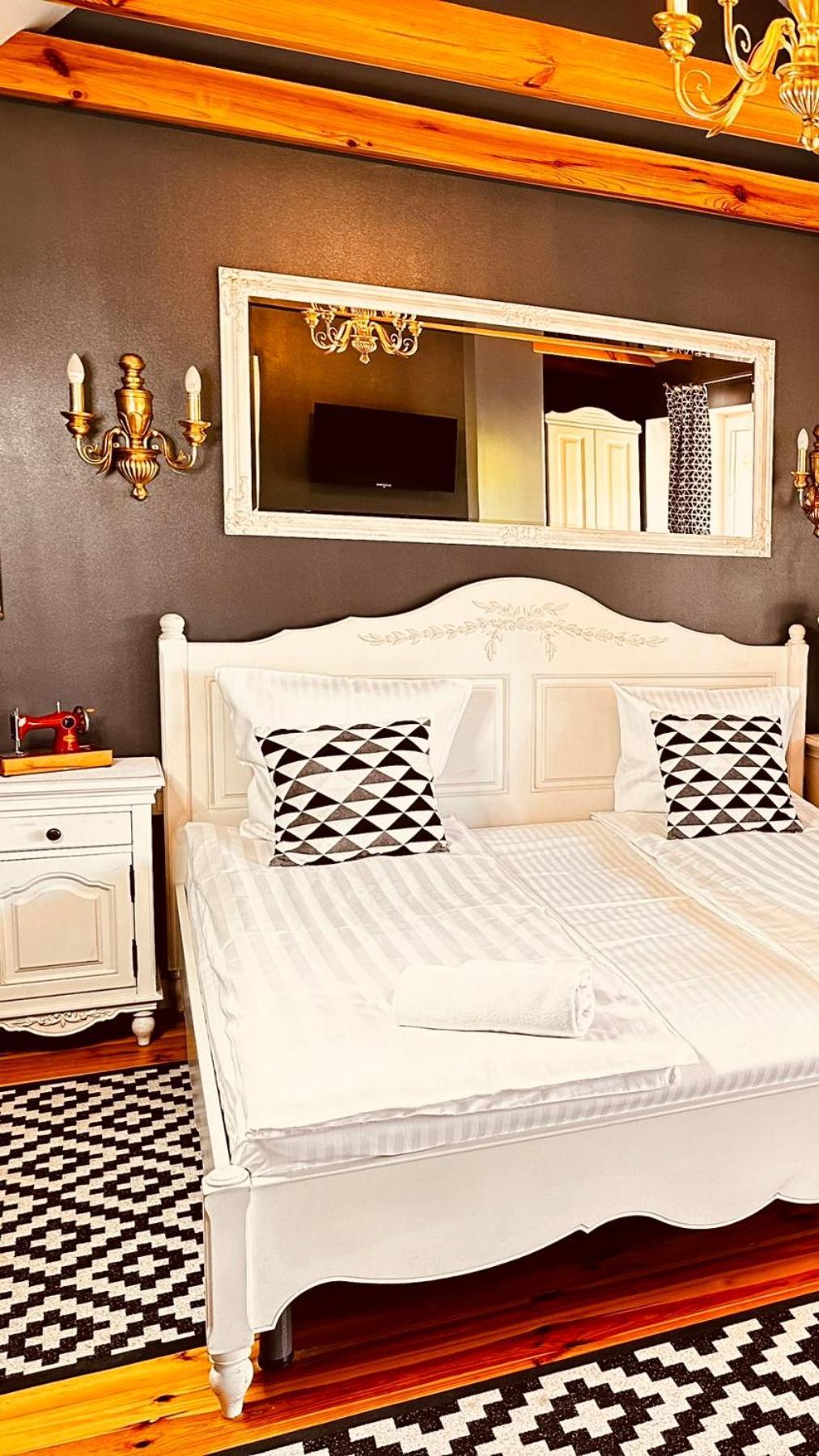 Гриль Станція Hotel Била Церква Екстериор снимка